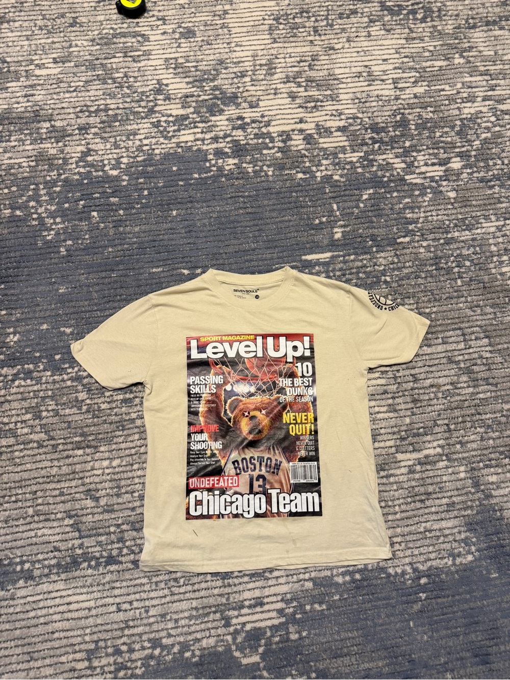 Just USA Cream Graphic Men’s T-Shirt — 'Level Up' Bear Print